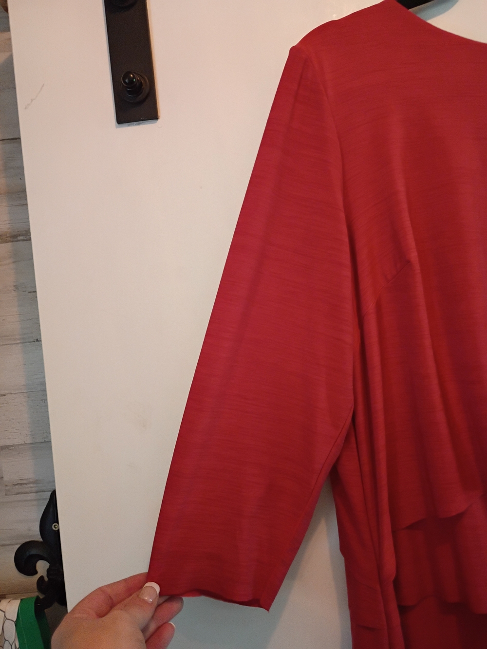 Tahari Women's Tiered Midi Dress in Deep Red - Picture 5 of 7